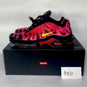 Nike air max plus supreme